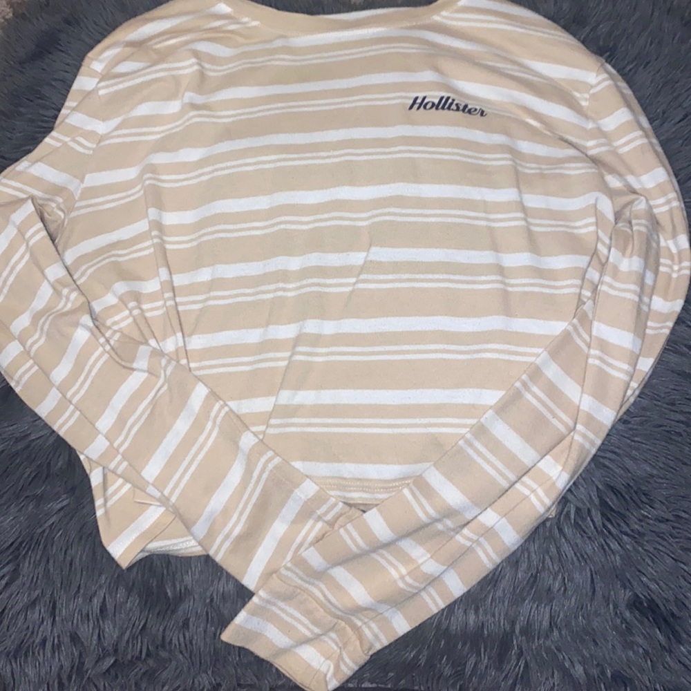 Hollister long sleeve crop top